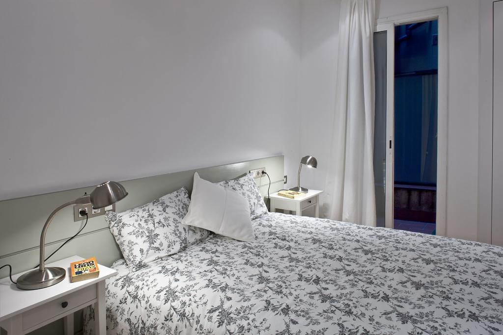 Apartamento Flateli Llúria Barcelona Habitación foto