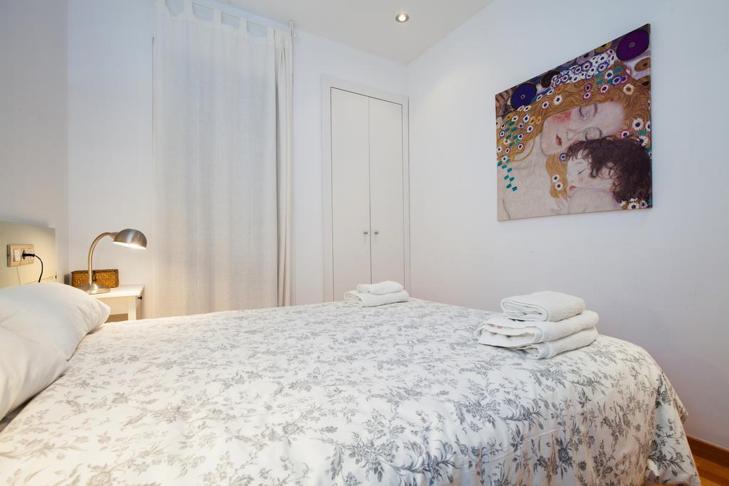 Apartamento Flateli Llúria Barcelona Exterior foto